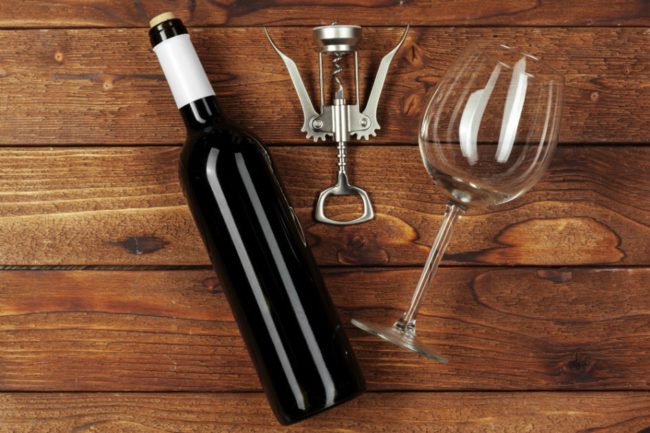 conservare bottiglia di vino aperta